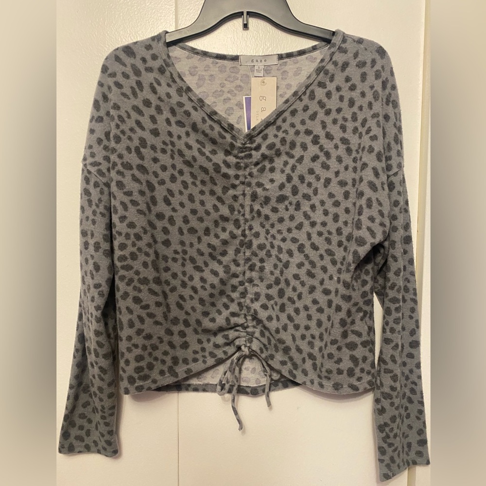 NWT Gaze Gray Leopard Print Adjustable Tie Top